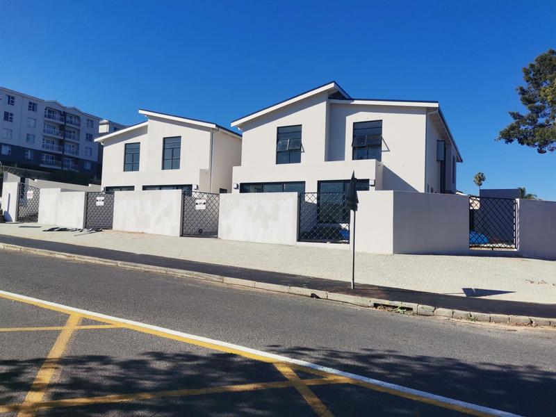 To Let 3 Bedroom Property for Rent in Ridgeworth Western Cape